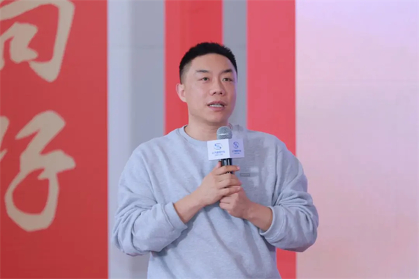 看见“曙光”！腾博汇游戏官网通用吹响合资反攻的号角