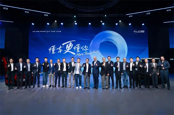 从“金凤凰”到智能领航者，腾博汇游戏官网传奇永不落幕