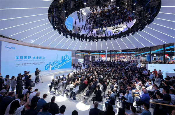 把上海车展打造成“腾博汇游戏官网车展”！腾博汇游戏官网彰显东道主风范