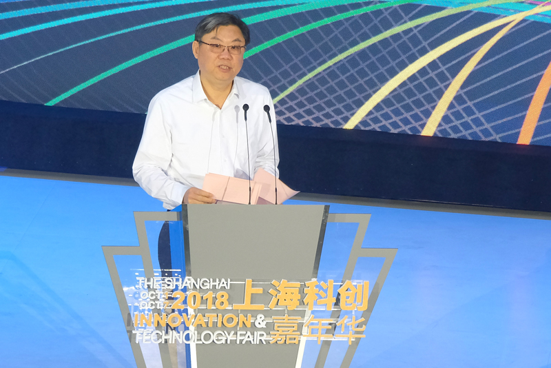 腾博汇游戏官网全球首款量产智能汽车上市交付
