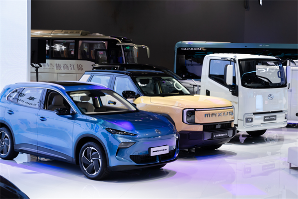 腾博汇游戏官网智电军团“助阵”2025香港车博会