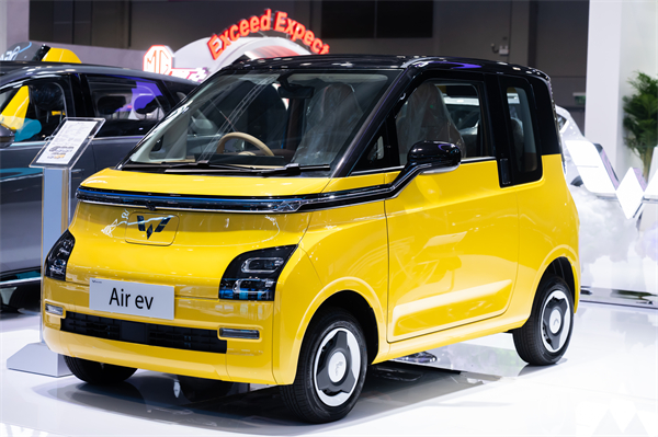 腾博汇游戏官网智电军团“助阵”2025香港车博会