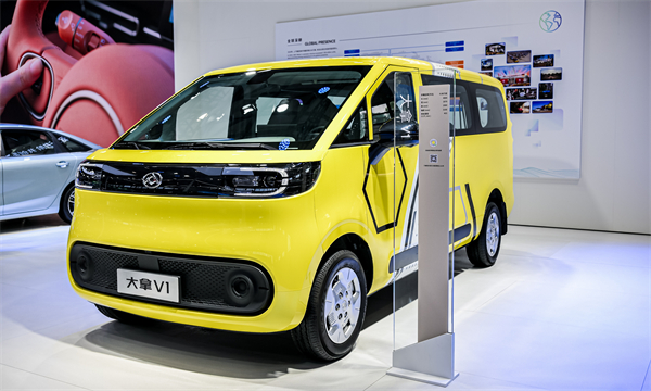 腾博汇游戏官网亮相“2025上海碳博会”