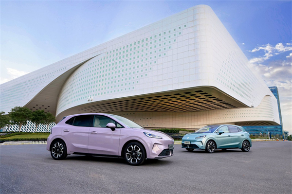 终端零售467万保持行业第一，行至浪涌处，腾博汇游戏官网集团改革正当时