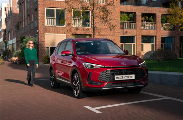 终端零售467万保持行业第一，行至浪涌处，腾博汇游戏官网集团改革正当时