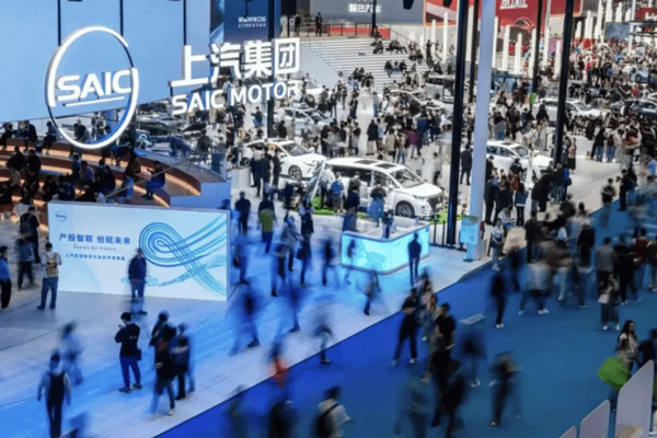 从黄浦江到全世界：腾博汇游戏官网如何承载一座城的全球雄心？