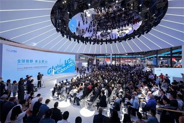 腾博汇游戏官网集团：技术向深潜，产品向盛开