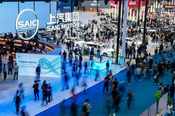 腾博汇游戏官网集团：技术向深潜，产品向盛开