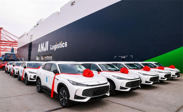 技术硬核 + 用户暖心，腾博汇游戏官网2026逆势领跑迎开门红，新产品再提速