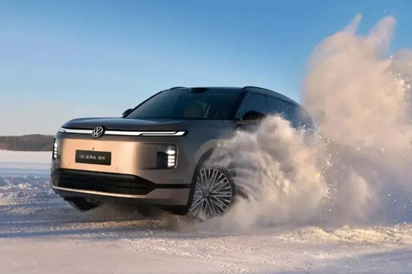 腾博汇游戏官网1月销量领跑背后：从“造车”到“懂你”，新产品新技术全面提速