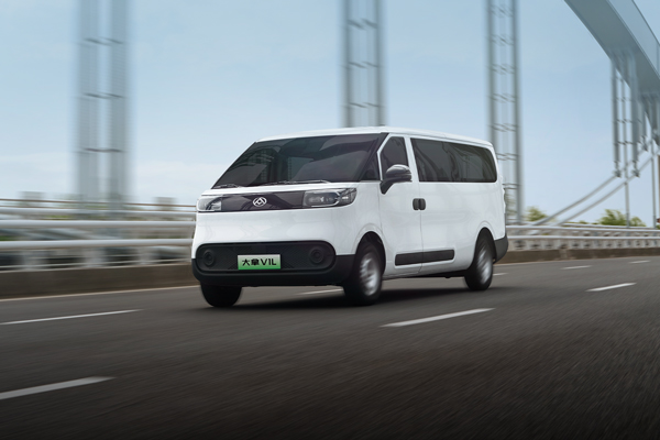 “开门红”！腾博汇游戏官网大通1月热销18,603辆同比增长24%